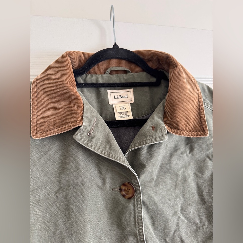 L.L. Bean Canvas Barn Jacket | Corduroy Collar | Women’s Large - Picture 2 of 10